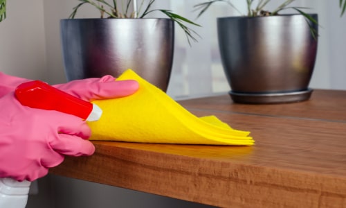 Cómo limpiar adecuadamente los muebles de madera