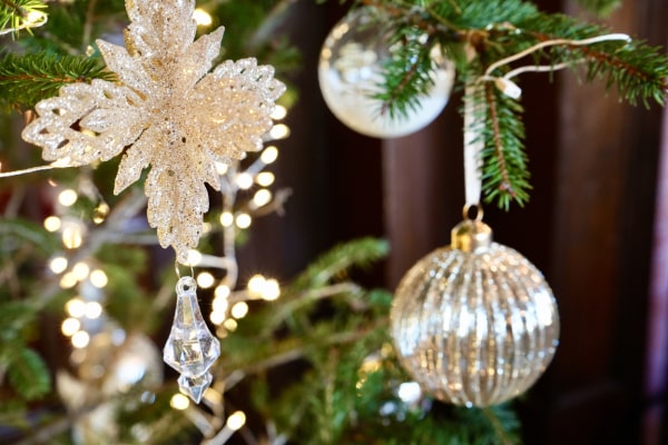 Celebra con estilo: guía para una decoración navideña elegante